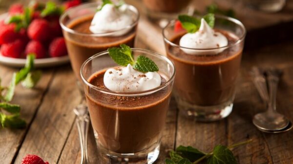 Mousse au Chocolat Rezept im Glas